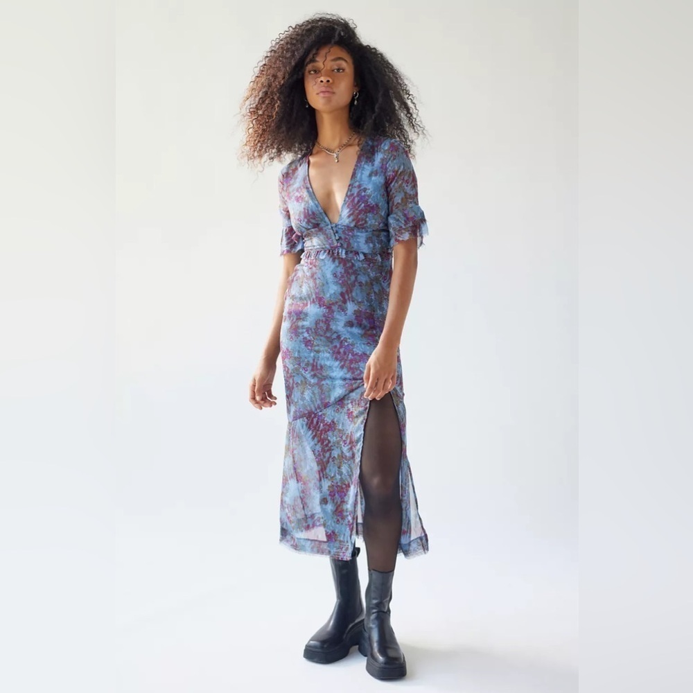 UO Florence Chiffon Printed Midi Dress, Blue, Small, NWT - Picture 6 of 8